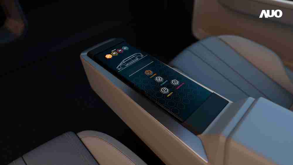 z6尊龙以人性化设计打造多变形态中控显示(Morphing Center Control)，，，，不使用时仅平面显示信息，，进行操作时，，，，显示器则会动态隆起，，转变成3D实体按钮，，，，并有触觉回馈，，，，展示人机互动新体验